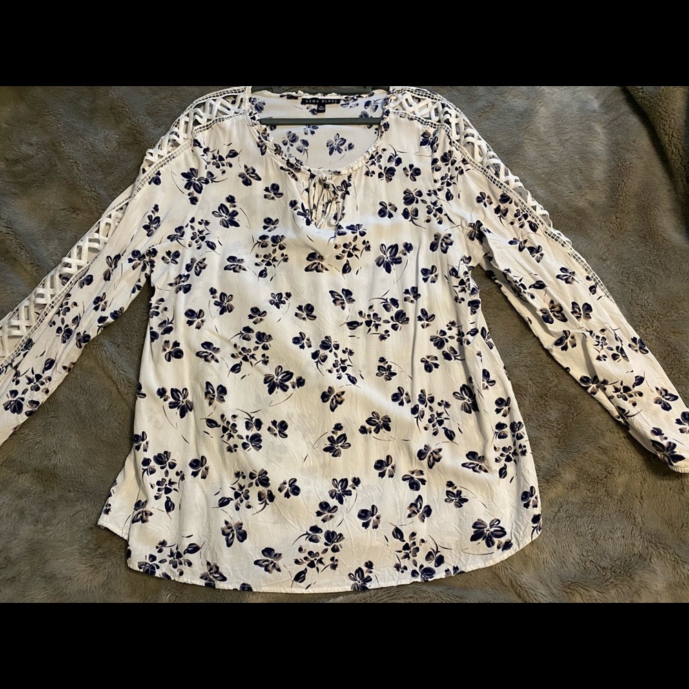 Floral Peasant Blouse